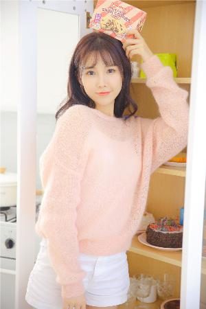 两个人轮流上24小时的班